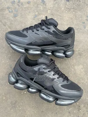 New Balance 2000 All Black