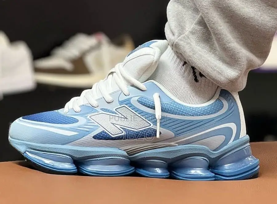 New Balance 2000 Blue
