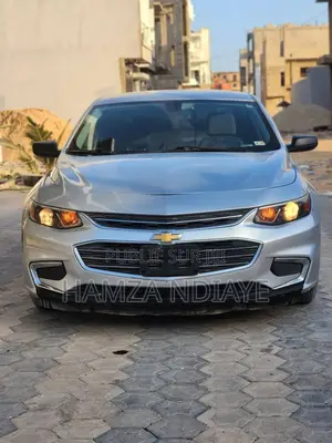 Chevrolet Malibu 2017 Gris