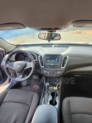 Chevrolet Malibu 2017 Gris