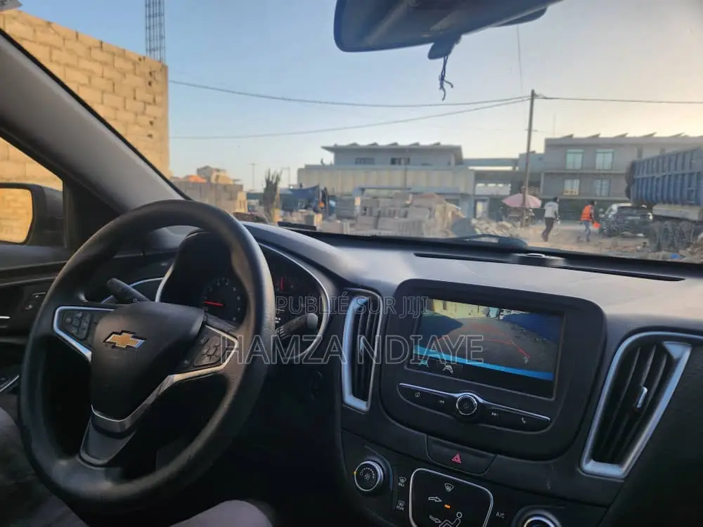 Chevrolet Malibu 2017 Gris