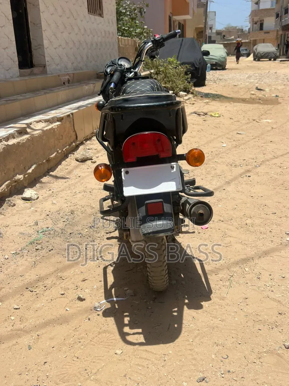 TVS HLX 125 2023 Noir