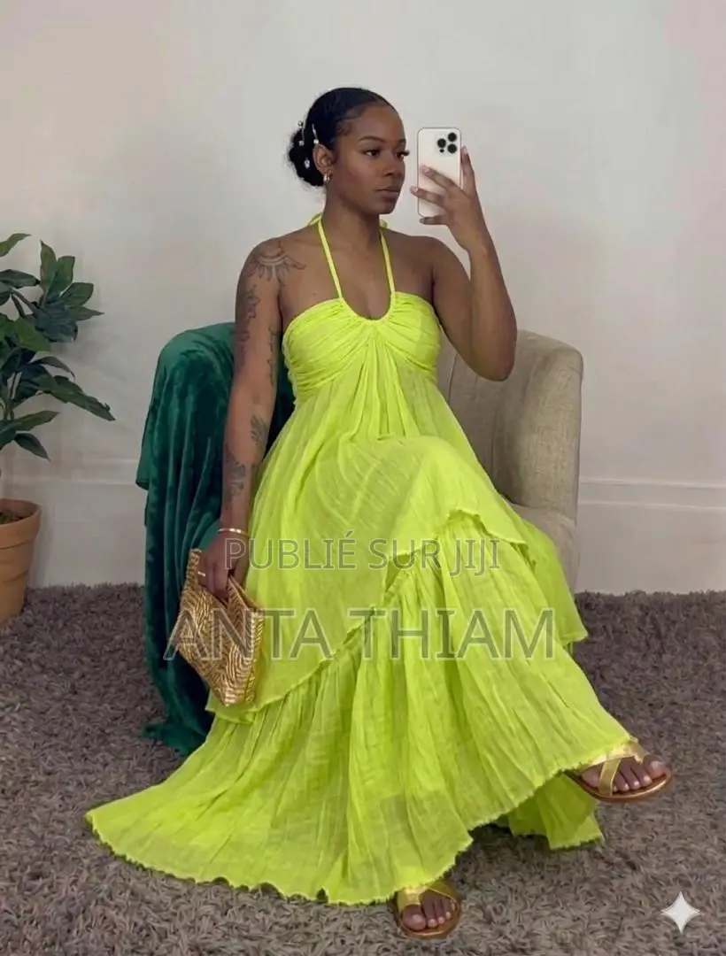 Robe Cascade Volantée