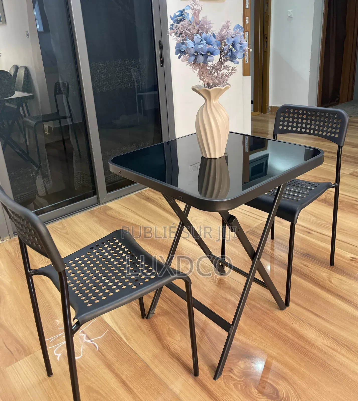 Ensemble Table Ronde 2 Chaises.