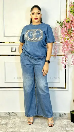 Ensemble Jeans Différents Modèles Disponibles