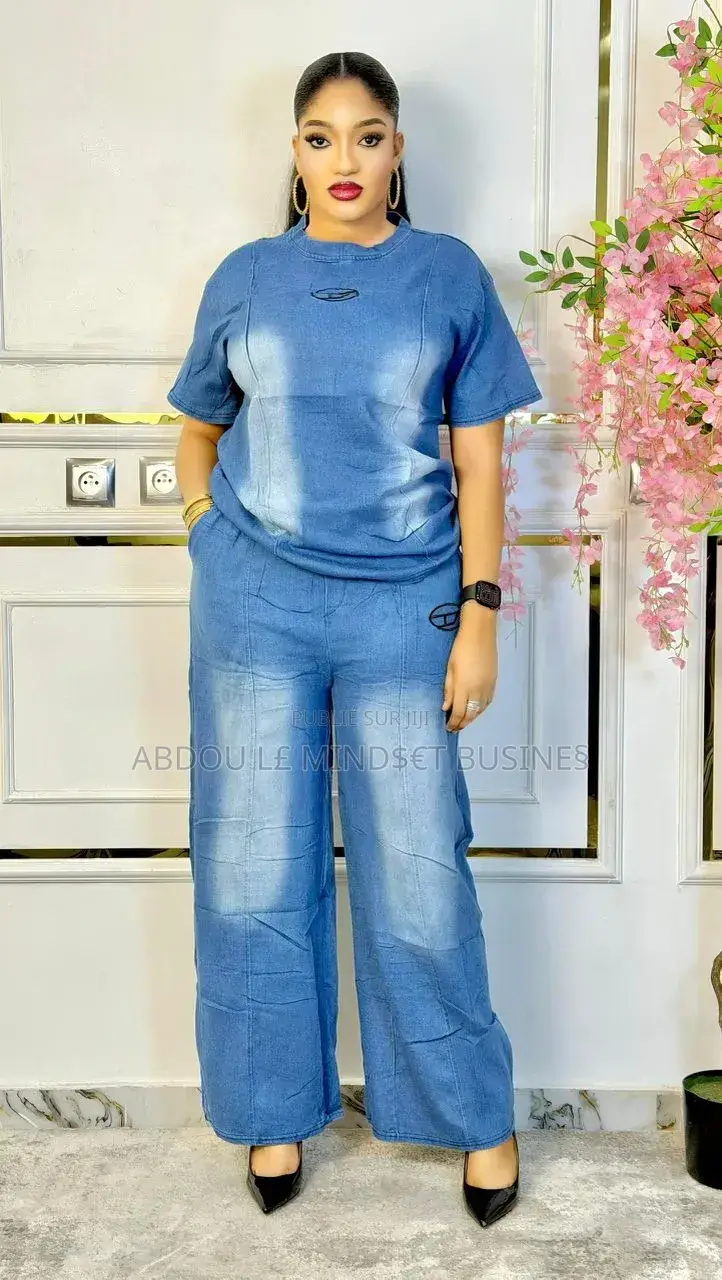 Ensemble Jeans Différents Modèles Disponibles