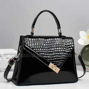 Sac À Main Dégradé Disponible