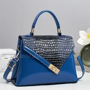 Sac À Main Dégradé Disponible