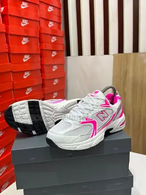 Shoes New Balance 530 Rose Blanc Disponible