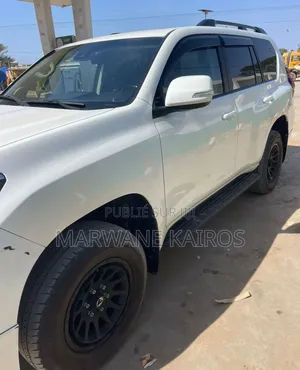 Toyota Land Cruiser Prado 2022 Blanc