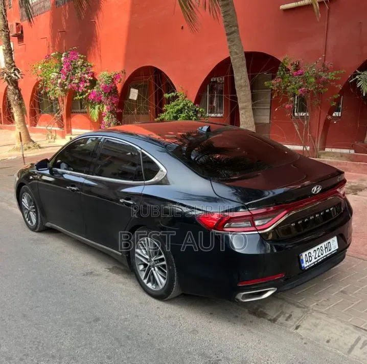 Hyundai Grandeur 2018 Noir