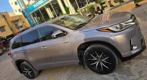 Toyota Highlander 2016 Gris