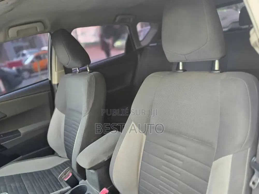 Toyota Auris 2016 Gris