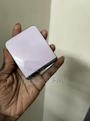 Samsung Galaxy Z Flip5 256 GB Violet