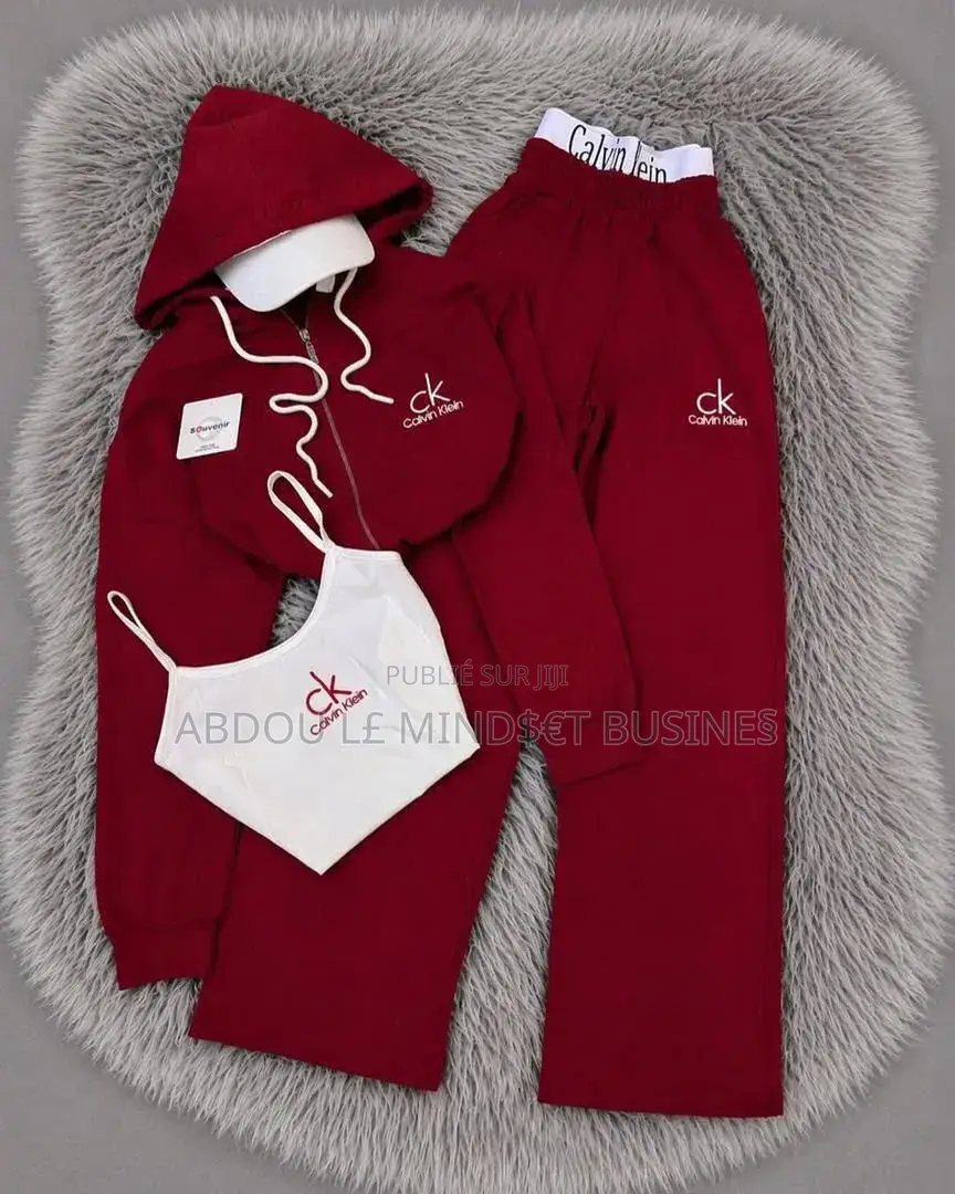 Ensemble Calvin Klein 3 Pièces Disponible