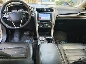 Ford Fusion 2017 Gris