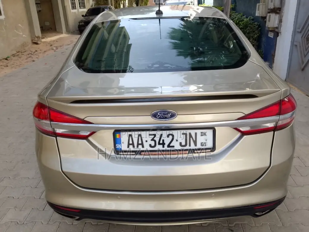 Ford Fusion 2017 Gris