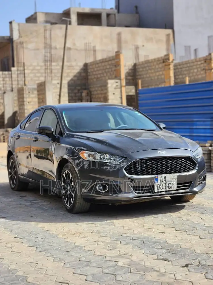 Ford Fusion 2014 Gris