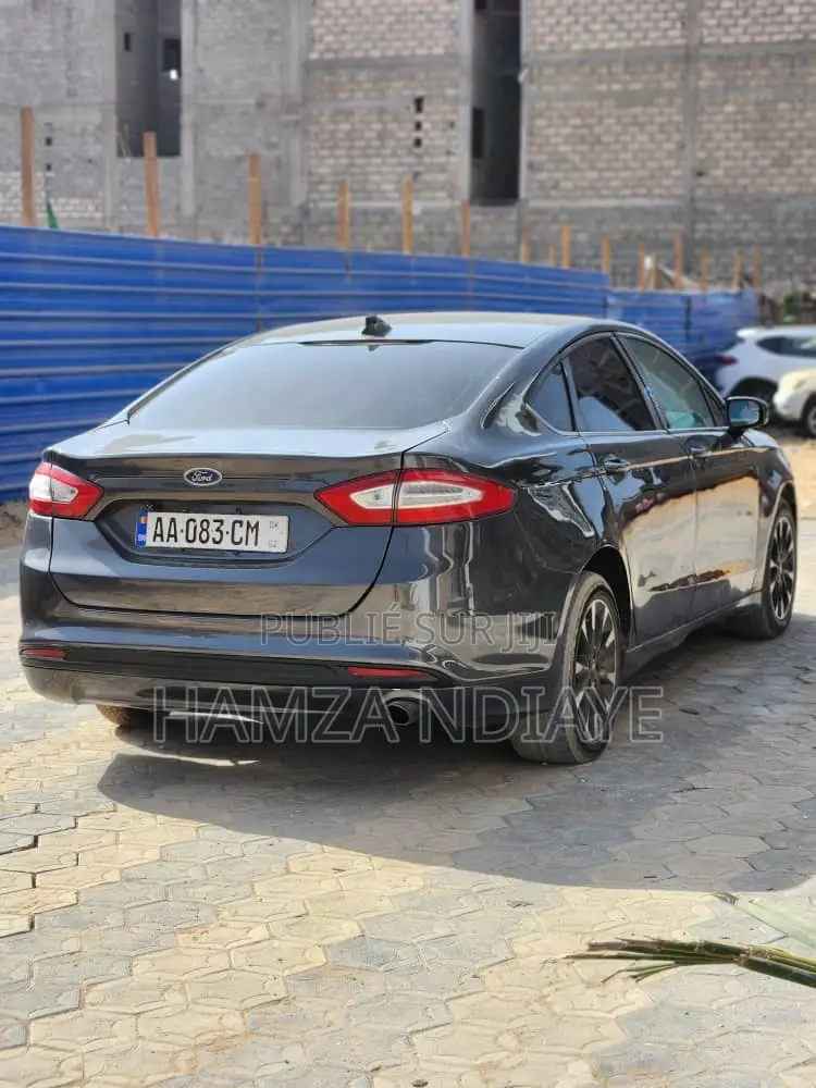 Ford Fusion 2014 Gris