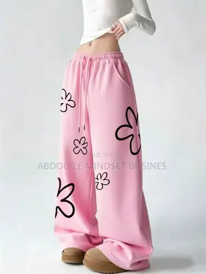 Jogging Bas Large Disponible