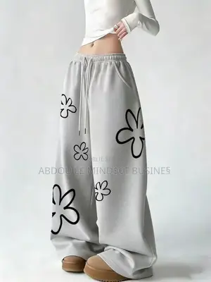 Jogging Bas Large Disponible
