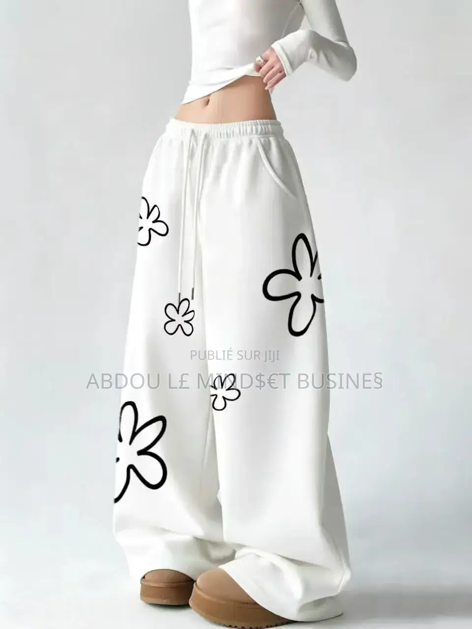 Jogging Bas Large Disponible