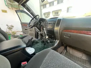 Toyota Land Cruiser Prado 2010 Bleu