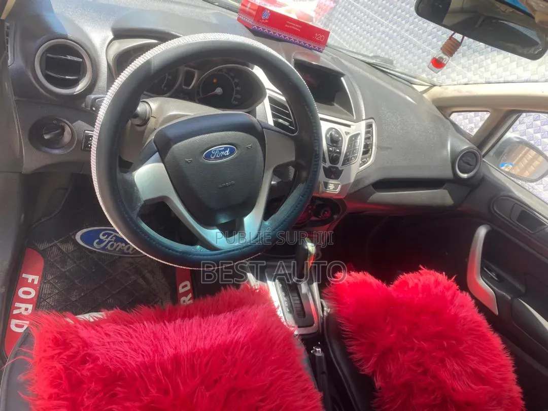 Ford Fiesta 2012 Vert