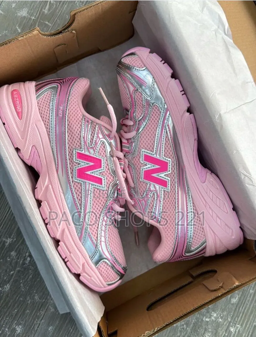 New Balance 740 Pink Authentique