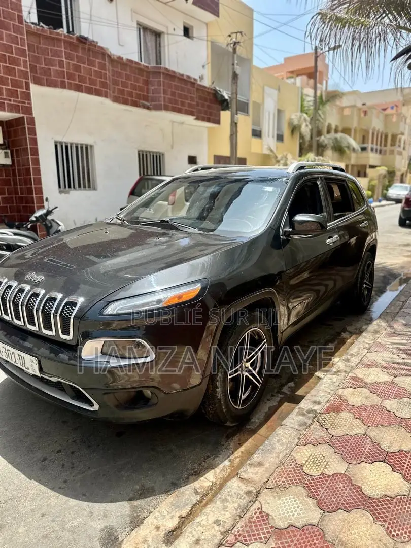 Jeep Cherokee 2015 Noir