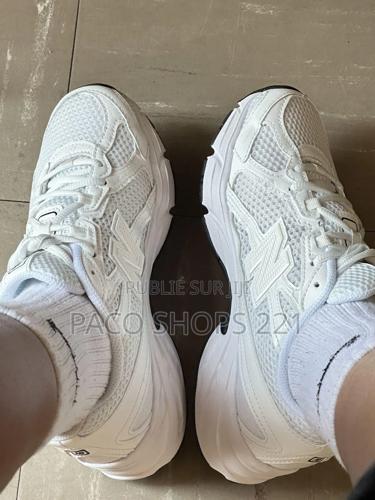 New Balance 740 White Unisex