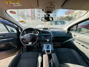 Peugeot 5008 2016 Noir