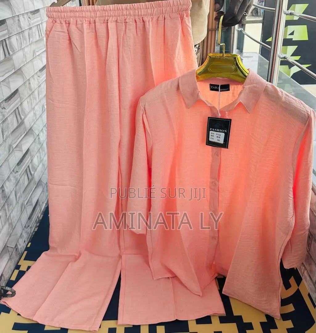 Vêtements Unisexes À Vendre