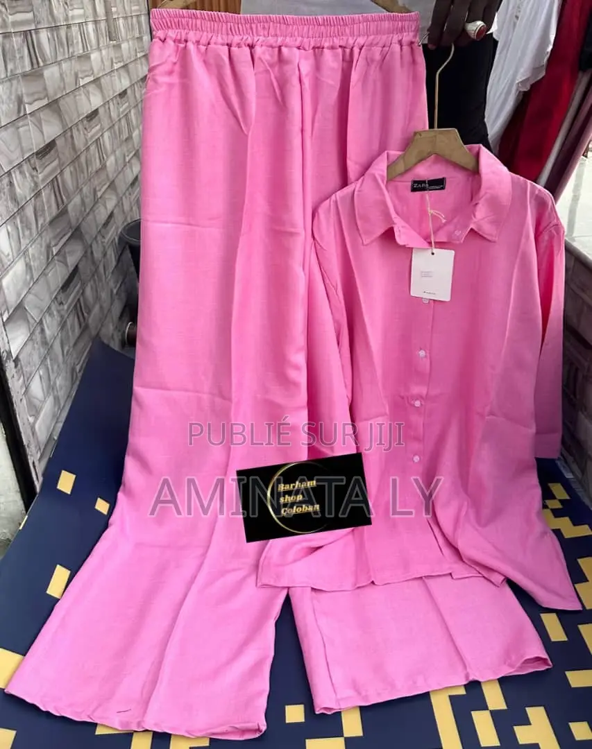 Vêtements Unisexes À Vendre