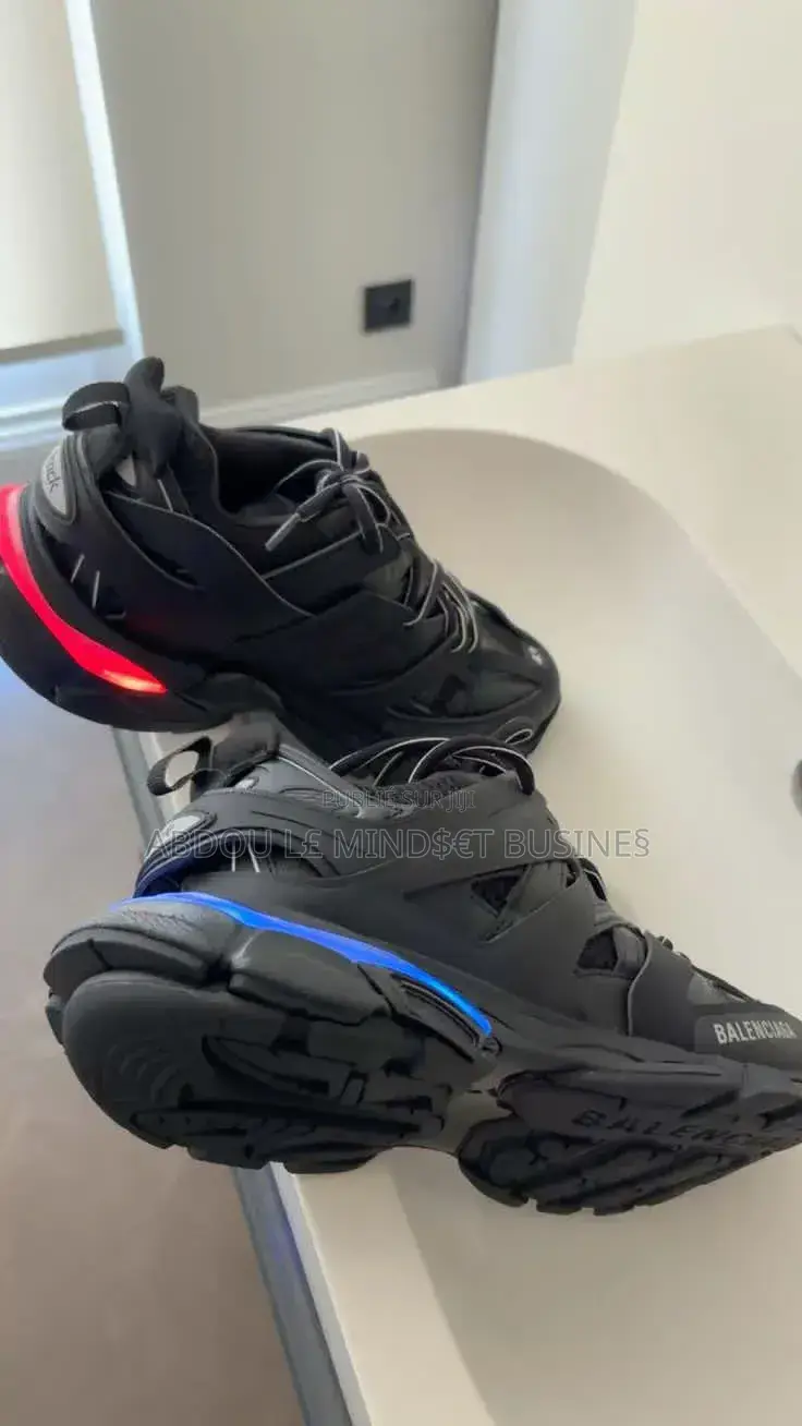 Balenciaga All Color Disponible