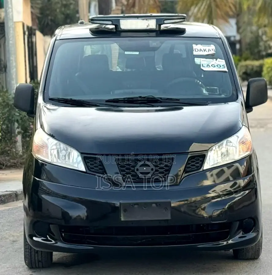 Nissan NP300 2015 Noir