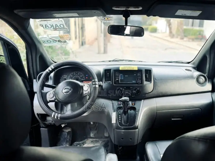Nissan NP300 2015 Noir