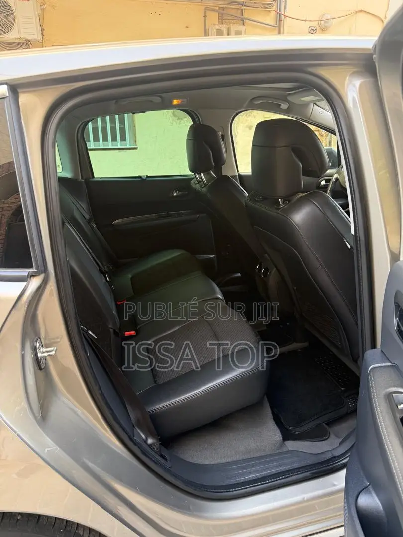 Peugeot 3008 2016 Gris
