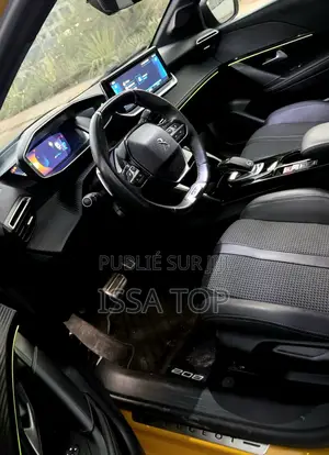 Peugeot 208 2020 Doré