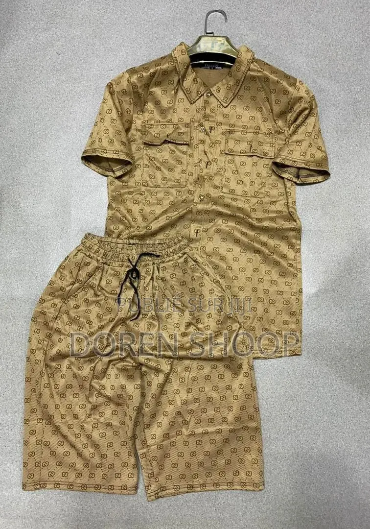 Ensemble Gucci