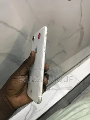 Nouveau Apple iPhone XR 128 GB Blanc