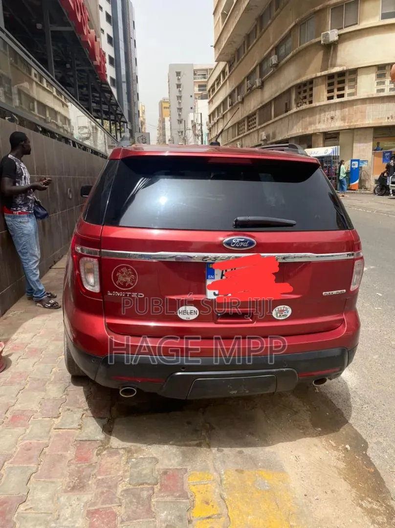 Ford Explorer 4dr SUV AWD (3.5L 6cyl 6A) 2014 Rouge