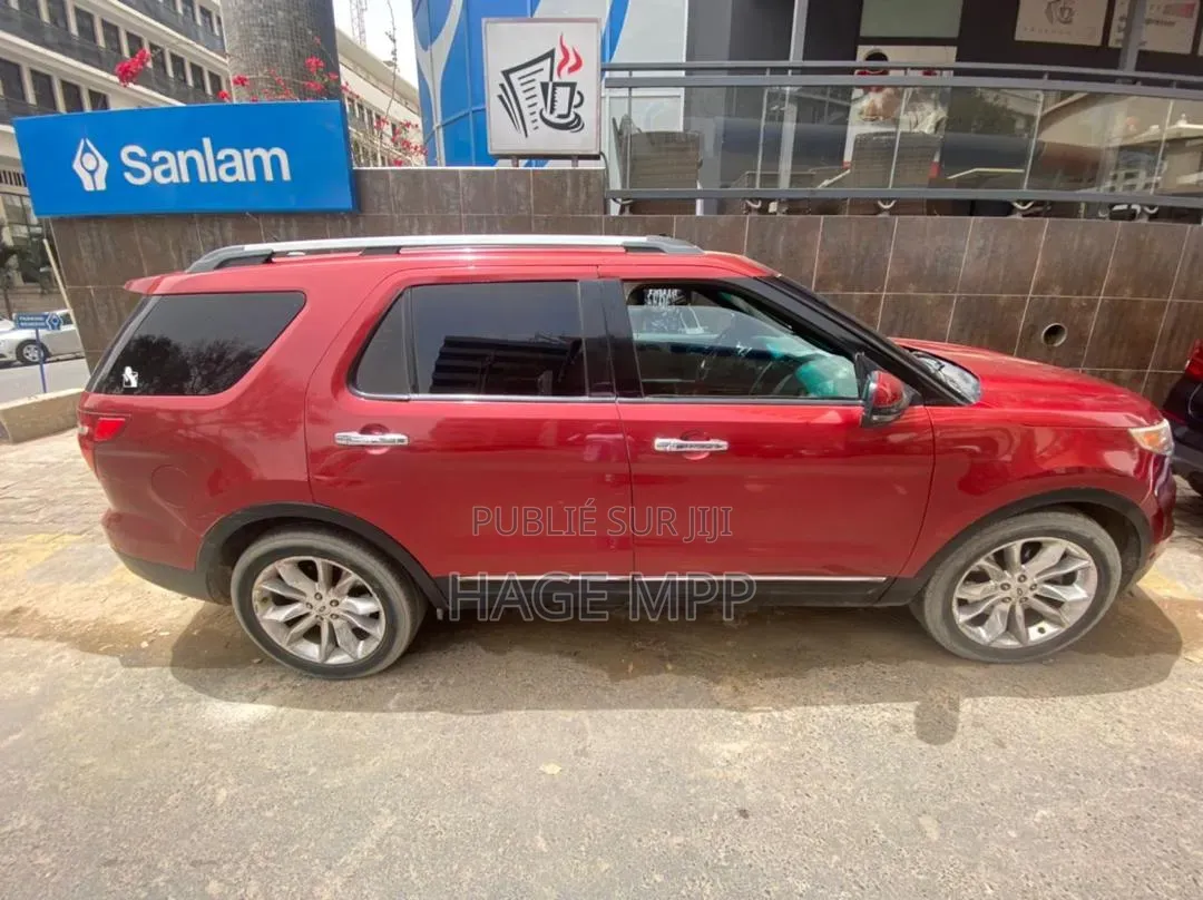 Ford Explorer 4dr SUV AWD (3.5L 6cyl 6A) 2014 Rouge
