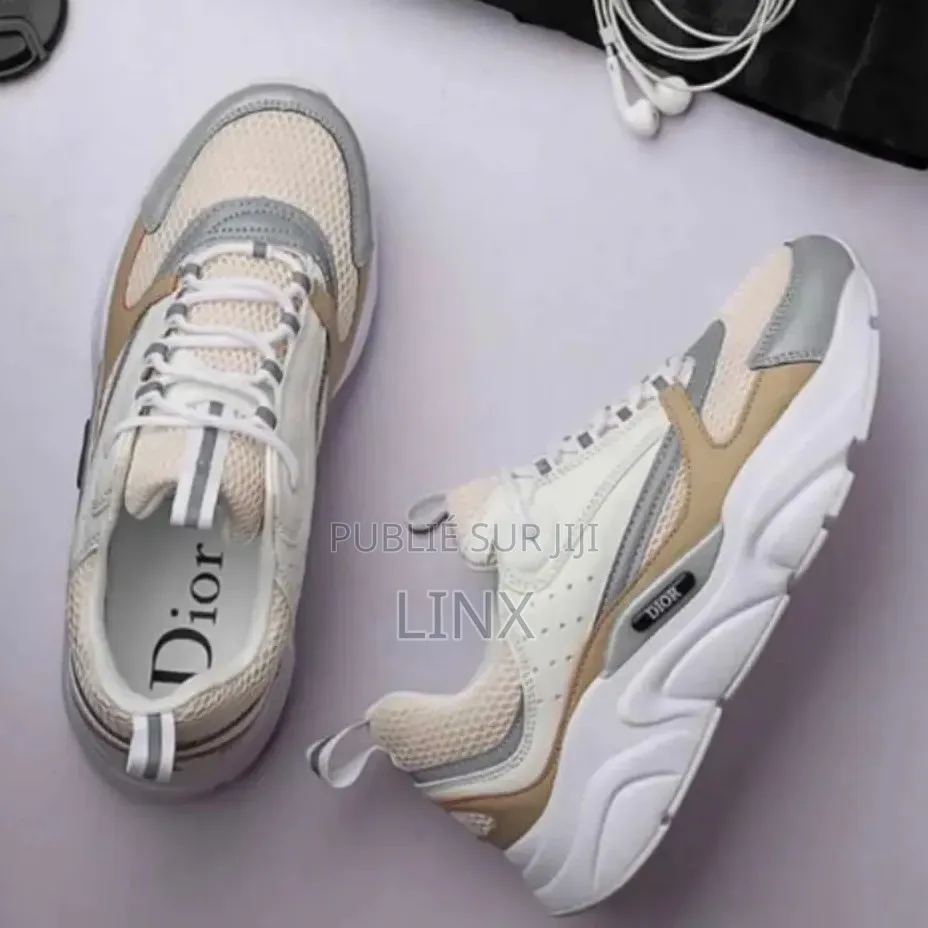 Dior Disponible Qualité Premium Avec Livraison
