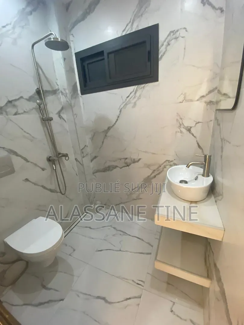 3chbre Appartement dans Bella, Mermoz Sacré-Cœur à Louer