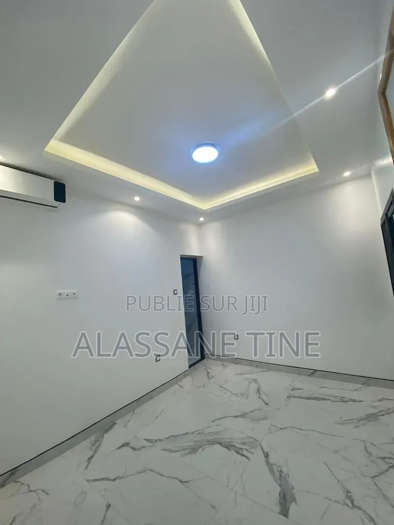 3chbre Appartement dans Bella, Mermoz Sacré-Cœur à Louer