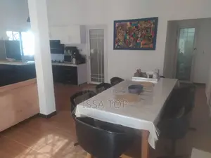 Meublé 3chbre Villa dans Villa 300 M², Sindia à Vendre