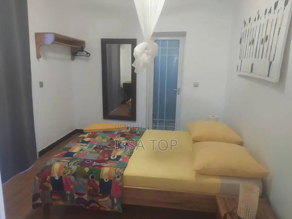 Meublé 3chbre Villa dans Villa 300 M², Sindia à Vendre