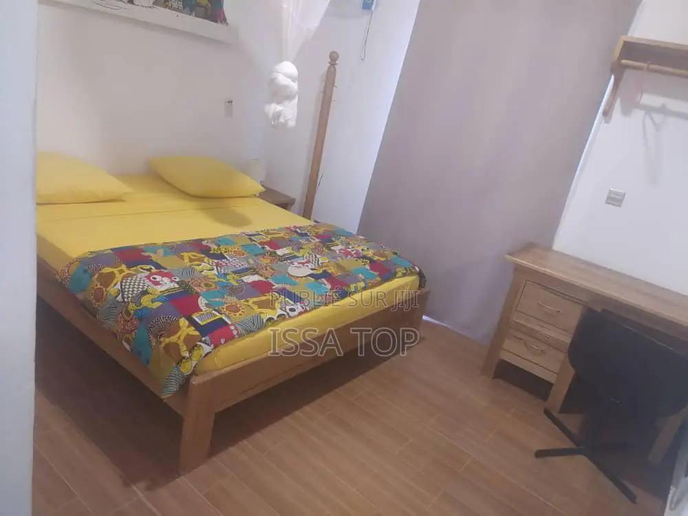 Meublé 3chbre Villa dans Villa 300 M², Sindia à Vendre