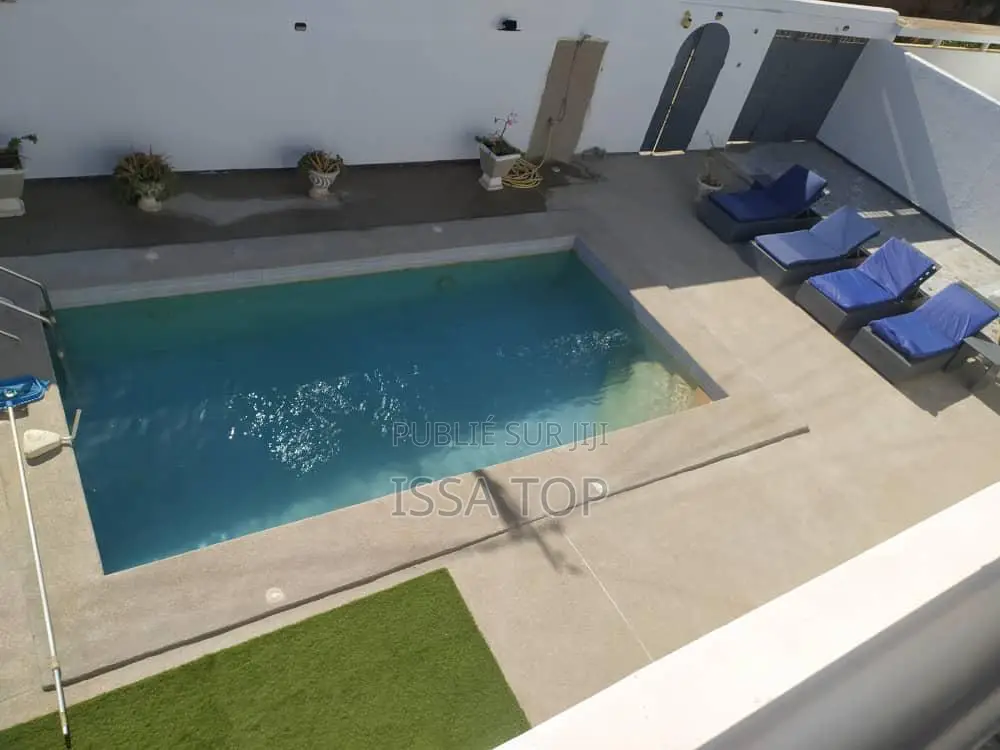 Meublé 3chbre Villa dans Villa 300 M², Sindia à Vendre